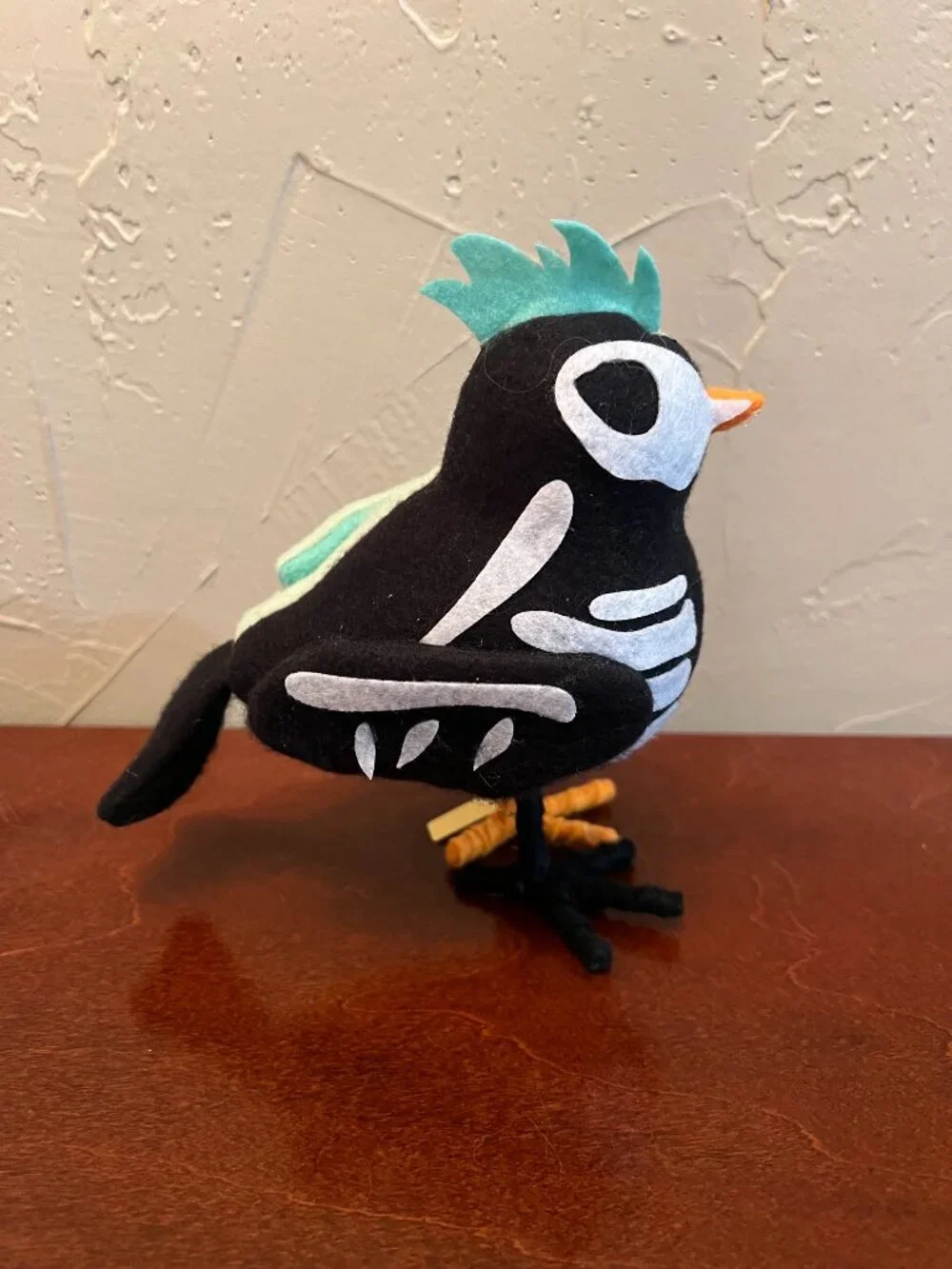 Target Hyde & EEK! Boutique 2017 Skelly Halloween Skeleton Decorative Bird 2025
